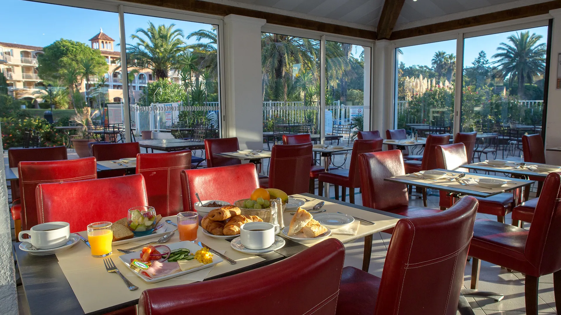 Sowell Family Hotel Port Grimaud 4*,