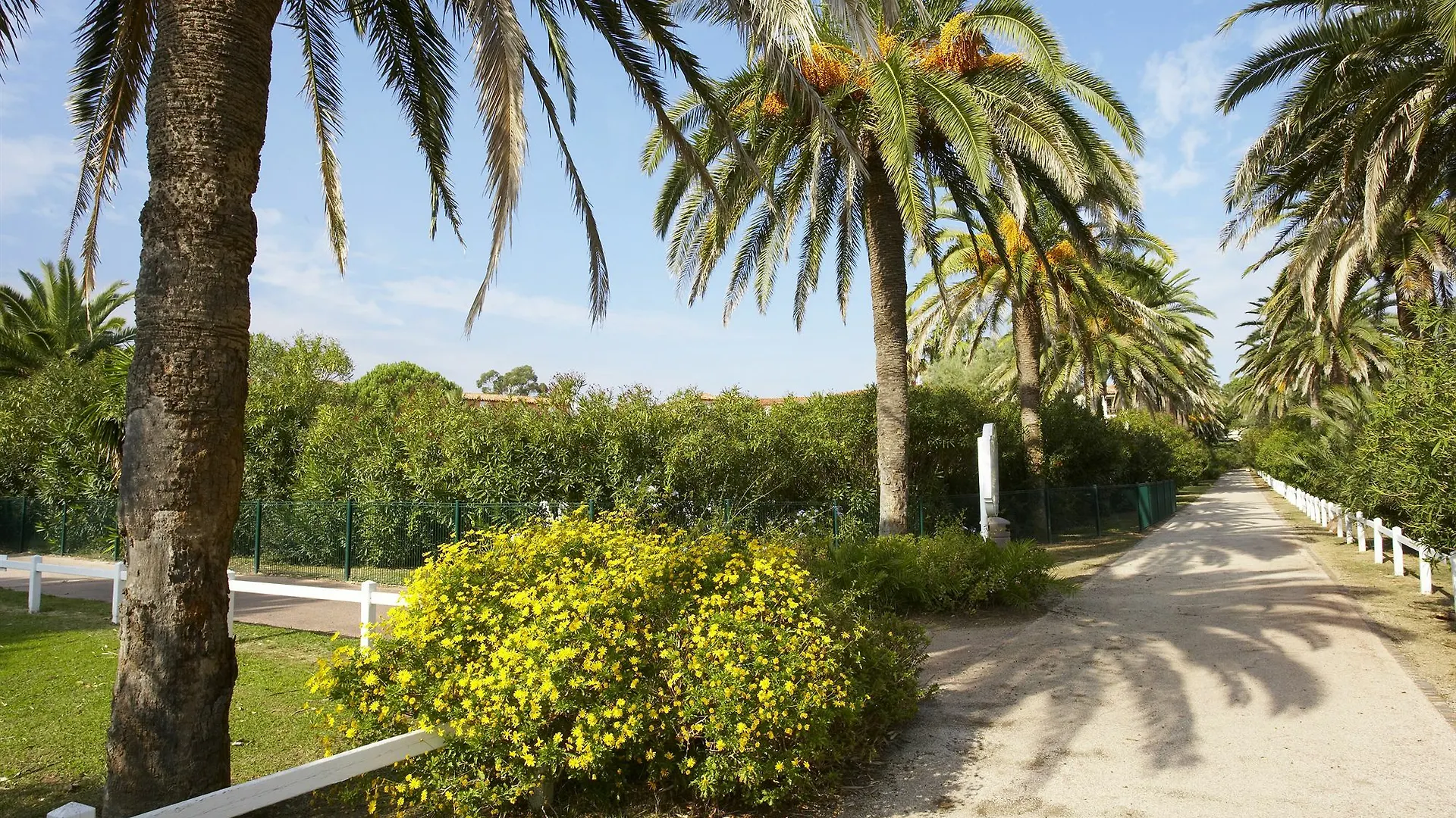 Appart hôtel Sowell Family Hotel Port Grimaud